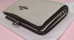 中古COACH 二つ折り財布 キスロック ミディアム ウォレット