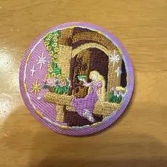 ディズニー　刺繍缶バッジ2 ラプンツェル