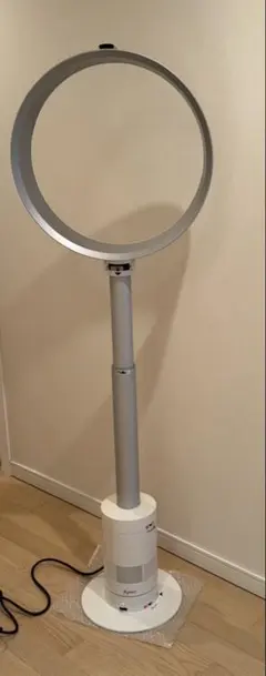 ダイソン扇風機 Dyson AM03 フロアーファン　(リモコン付)のサムネイル