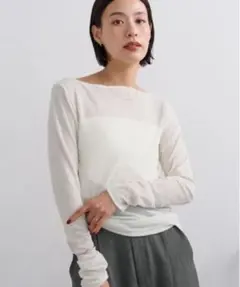 urs ベロアシアーボートネックトップス Mサイズ ホワイト