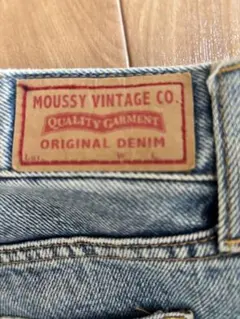 MOUSSY VINTAGE CO. ダメージデニムパンツ
