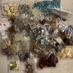 ハンドメイドパーツ まとめ売り｜貼り付けパーツ・ピアス／イヤリング金具セット