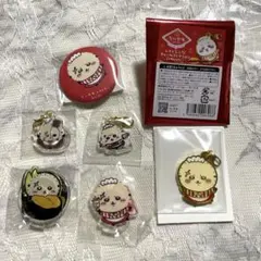 新品未使用　ちいかわ　アクリルチャーム　缶バッジ　アクスタ　ラッコ　6点セット