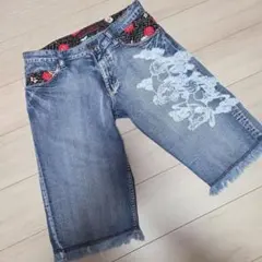 メンズ　ジーンズ　花柄刺繍 ショートパンツ