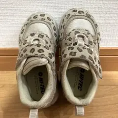 14.0 ベビースニーカー