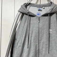 アディダス オリジナルス adidas パーカー トレフォイル 刺繍ロゴ