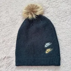 最終価格セール☆美品ナイキNike ポンポン付きニット帽 ブラック