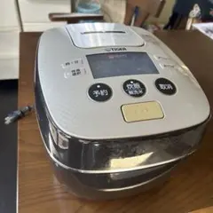 中古美品 20L ポータブル冷凍冷蔵庫 KFERA-20-DE クリーム色 - メルカリ