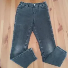 GU のびのびデニムレギンスパンツ　ダークグレー