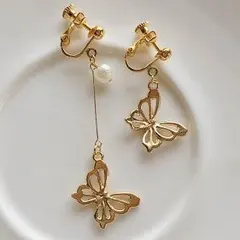 395.春の訪れ♡バタフライイヤリング