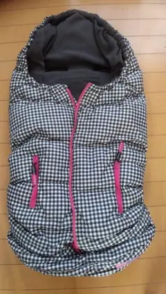 Item thumbnail for item f5b89975-df8f-4799-a8cd-fda8b66ea20d