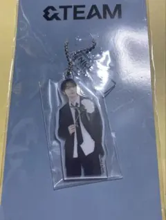 &TEAM アクリルキーチェーン　NICHOLAS