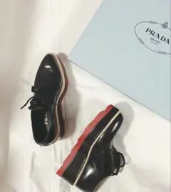 2026年最新】PRADA ウイングチップの人気アイテム - メルカリ