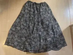 アメリカンホリック★フレアロングスカート 黒と白　花柄