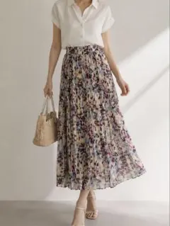 【美品】BANANA REPUBLIC フレアスカート 花柄 プリーツ XSのサムネイル