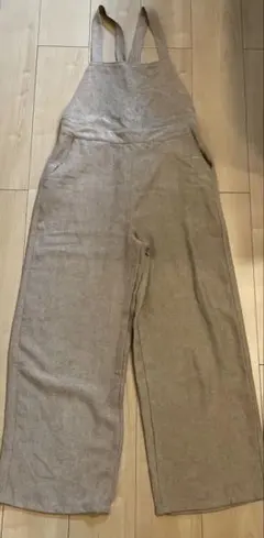 ベージュ サロペット クロスストラップ