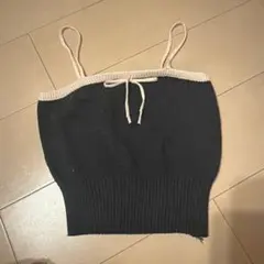 リブ編み黒キャミソール