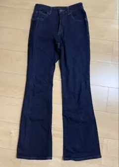 GUデニム ミドルライズフレアジーンズ