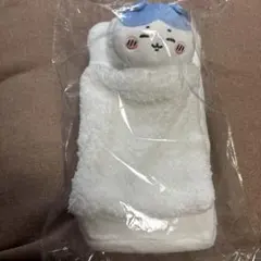 ちいかわ　おふとんぬいぐるみティッシュケース　ハチワレ