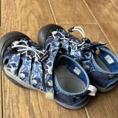 【季節外れ特価】KEEN サンダル　21センチ