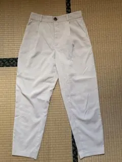 GU パンツ　ホワイト