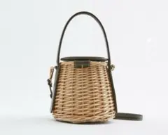 zara　ラタンバスケットバッグ　かごバッグ