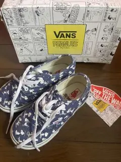 VANS スヌーピーコラボ　キッズスニーカー