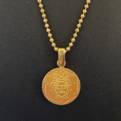 DIOR ディオール　ネックレス　ペンダント　刻印　ゴールド