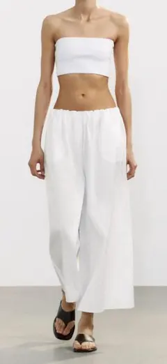 【ZARA】 キュロットパンツ　真っ白のサムネイル