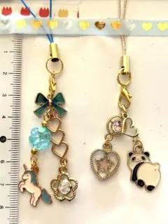 4.キラキラキーホルダー2点セット