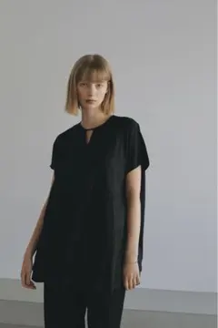 MANOF マノフ BACK OPEN TOPS M ブラック リネンのサムネイル