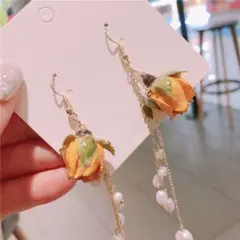 【No.004】薔薇ピアス　ドライ花　ゆれ可愛い