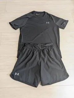 Under Armour ブラック トップス＆ショーツ セット