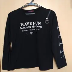 ブラック長袖カットソー ハートジッパー付き