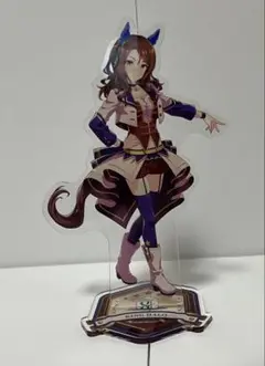 ウマ娘　アクリルスタンド キングヘイロー　スターティングフューチャー