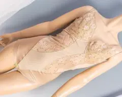 01【補正下着】ボディスーツ　カドリールニシダ　F80Lサイズ