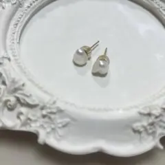 k10 ピアス(両耳用)