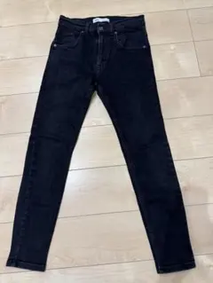 zara スキニーパンツ