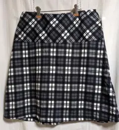 週末セール　＆LOVE裏起毛暖か素材チェック柄フレアスカート　LL　大きいサイズ