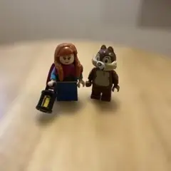 チップとアナのLEGOミニフィギュアセット