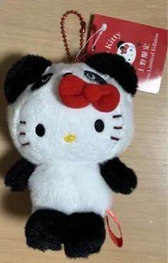 【タグ付き新品】サンリオ　上野店限定　ハローキティ　パンダ　マスコットホルダー