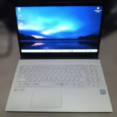 NEC LAVIE NX750LAW i7 8550U 16GB 256GBのサムネイル