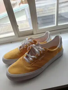 adidas スニーカー イエロー キャンバス