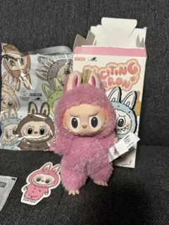 POP MART マカロンシリーズ　ポップマート　ライチベリー　本物