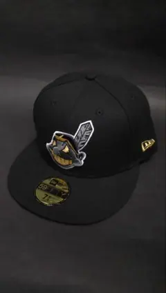 ニューエラクリーブランドインディアンス ワフー酋長ロゴブラックゴールドキャップ5