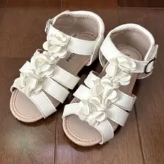 petit main プティマイン お花 サンダル ホワイト 女の子 16㎝のサムネイル