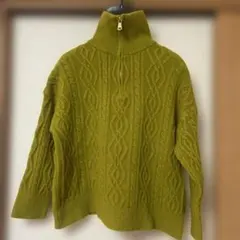 グレイル　ハーフジップ　ケーブル編みハイネックニットセーター