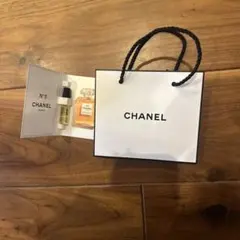 CHANEL N°5 オードトワレ 5mlと紙袋