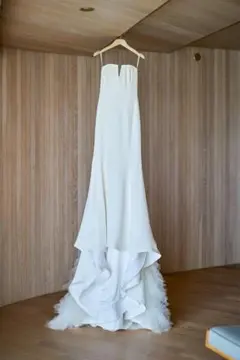 Item thumbnail for item 9cf26e00-1b36-4b47-bab5-799d5a3b3d4d