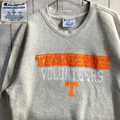 チャンピオン　古着　長袖　スウェット 裏起毛　刺繍　アメカジ ゆるだぼ